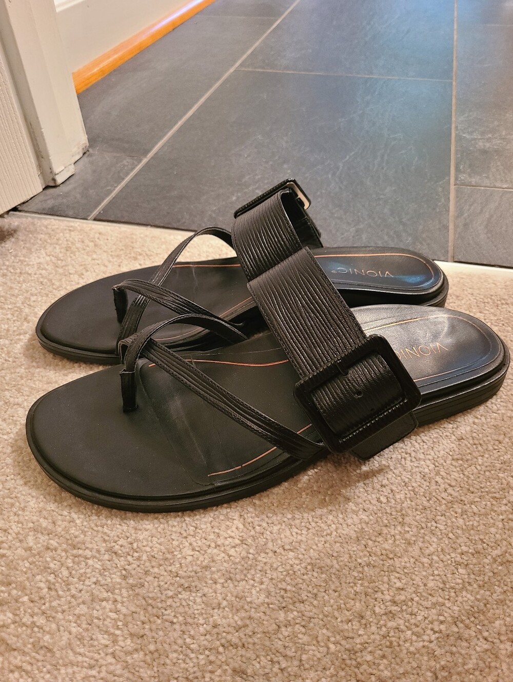 Vionic Julep EUC Black Stylish & Comfy Sz 9 Bought New In Alexandria